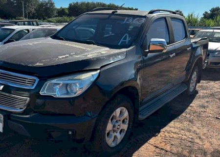 Detran tem mais de 100 lotes de veículos disponíveis para leilão