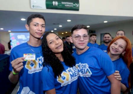 Pagamento da 3ª parcela do Pé-de-Meia começa segunda-feira
