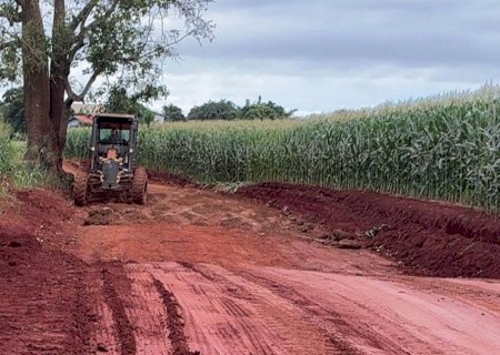 Itaporã - Devido à chuva, trecho em obras na região do Canhadão deve ser evitado por motoristas