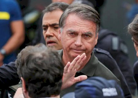 Defesa de Bolsonaro pede ao STF anulação de condenação por trama golpista