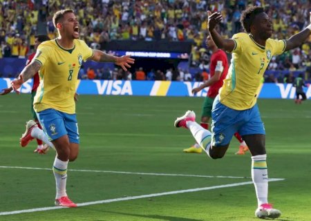 Raphinha, Vini Jr. e Douglas Santos se destacam nos números da estreia