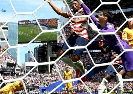 Estados Unidos batem a Austrália e ficam perto da classificação