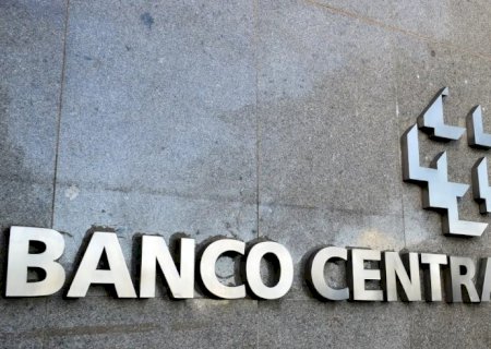 Mercado financeiro eleva previsão da Selic para 13,75% ao ano