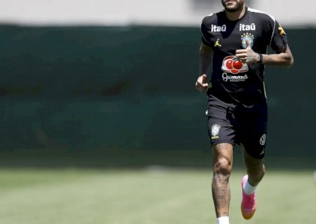 Para "otimizar" recuperação, Neymar está fora do jogo contra o Haiti