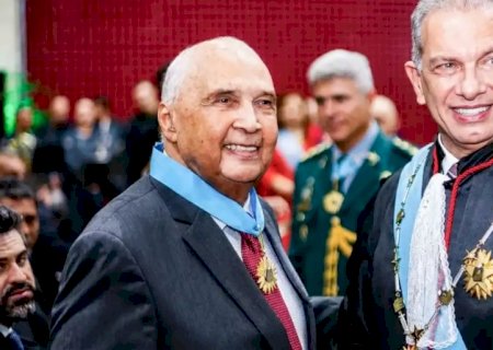 Deputado Londres Machado recebe Ordem do Mérito Eleitoral no grau Grande Oficial