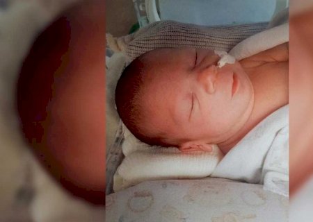 Com alergia à vitamina do leite, bebê de 1 mês luta pela vida em Campo Grande