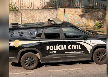 Mulher é mort@ pelo ex-marido na frente das duas filhas; suspeito está foragido