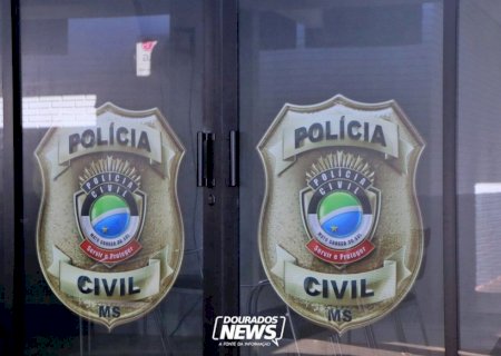 Mulher é detida após cão ser encontrado com o pescoço ensanguentado