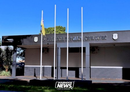 Motociclista é levado à delegacia após mulher denunciar perseguição em Dourados