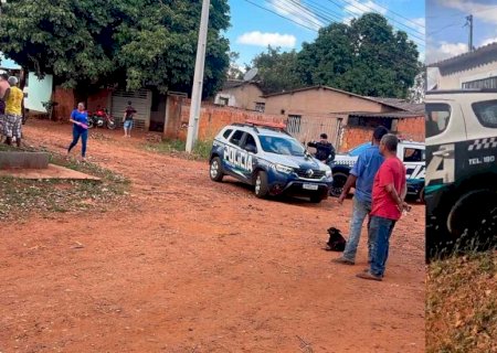Armados com foice e pedaços de madeira, moradores cercam ladrão que invadiu casa no MS