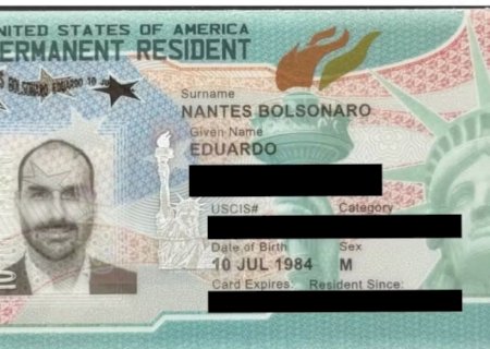 Governo de Donald Trump concede green card a Eduardo Bolsonaro