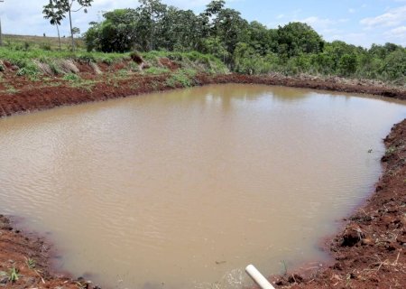 Caarapó fortalece agricultura familiar com a perfuração de mais de 10 tanques para piscicultura