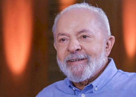 Lula é aprovado por 49% e desaprovado por 48%, aponta Datafolha