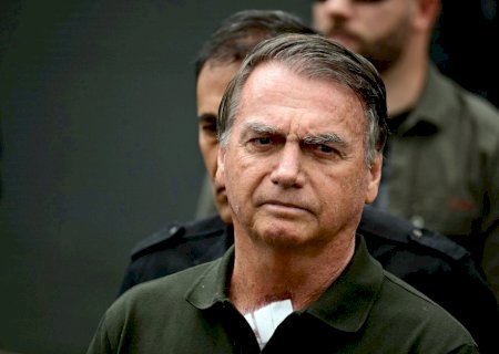 Bolsonaro pede autorização para deixar prisão domiciliar e ir ao dentista; nome indicado pela defesa é esposa de Flávio