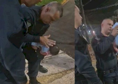 Família chora enquanto policiais militares salvam vida de bebê engasgadO no MS (vídeo)
