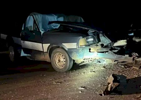 Motorista morre em colisão entre Ford Pampa e Fiat Toro na BR-262, em MS