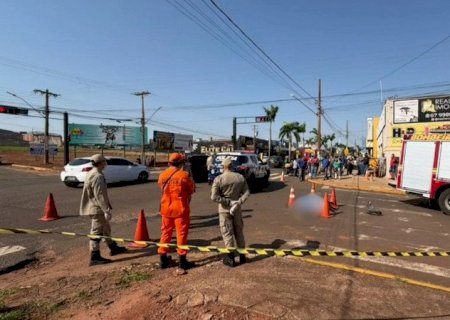 Idosa morre após bicicleta elétrica ser atingida por caminhão em Nova Andradina