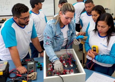 Mulheres rompem barreiras do preconceito e estudam mecânica para nova era da celulose em MS