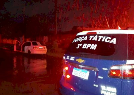 Homem morre em confronto com a polícia após furto de veículo em Dourados
