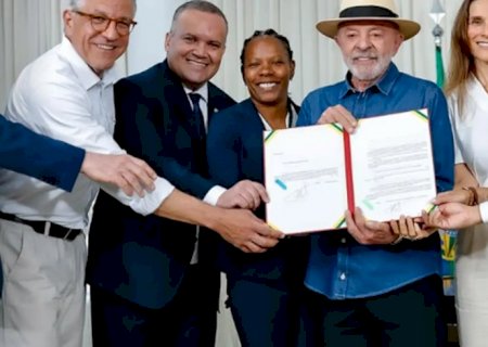 Lula sanciona lei de incentivo ao desenvolvimento do futebol feminino