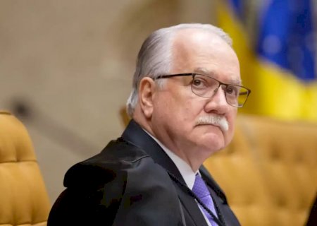 Fachin nega pedido de Moraes para julgamento conjunto com Mendonça
