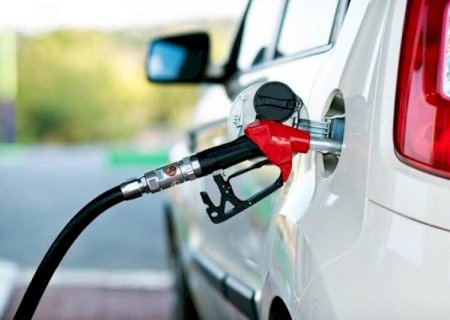 Gasolina pode ter redução de R$ 0,19 após corte de impostos e correção da Petrobras