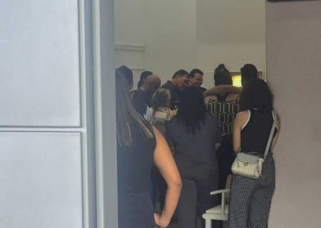 'Meu filho era tudo': pai lembra Newerton como trabalhador, carinhoso e prestativo