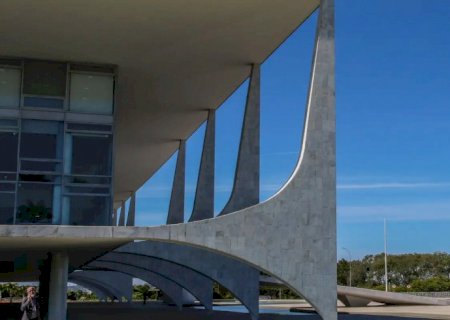 Frente de prefeitos apresenta carta com propostas aos presidenciáveis