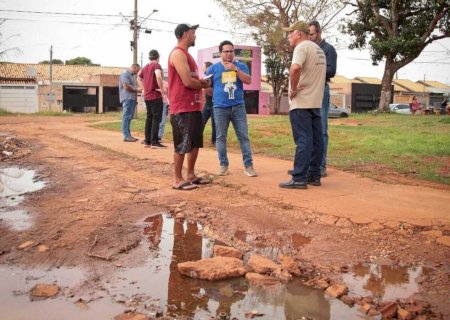 Papy cobra recuperação de ruas sem asfalto no Jardim Itamaracá