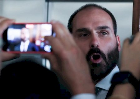 Eduardo Bolsonaro consta em lista de pena pendente de cumprimento