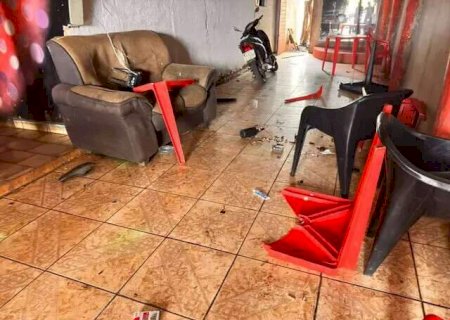 Comando Vermelho avan&ccedil;a em 10 cidades em MS na guerra com PCC