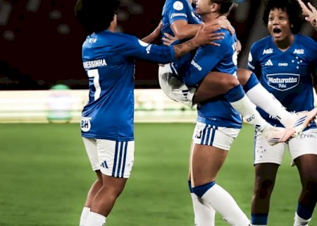 Libertadores Feminina: Cruzeiro resiste à altitude e vence na estreia