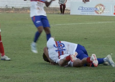 Virou UFC? Jogadores trocam agressões em jogo pela Copa do Brasil Sub-20