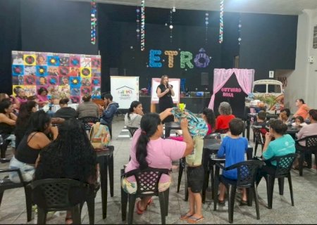 Itaporã promove palestra do Outubro Rosa com foco na prevenção e no diagnóstico precoce do câncer de mama