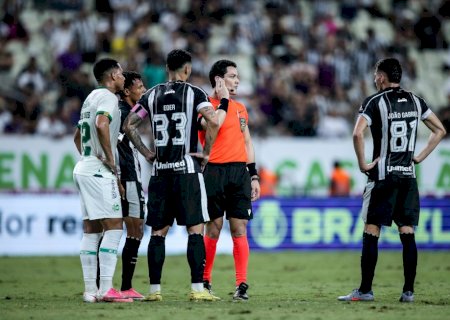 Juventude ironiza marcação de pênalti após revisão no VAR: "Câmera com qualidade da TekPix"