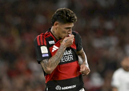 Mais decisivo pós-Copa, Carrascal chama responsabilidade em pênalti, mas desfalca Flamengo contra o Vasco
