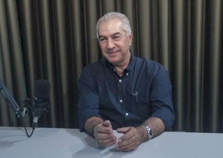 Reinaldo diz que s&oacute; deixaria Senado para ser &ldquo;ministro da Eucaristia&rdquo;
