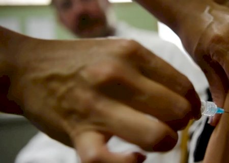 Consultas por lesões pré-cancerígenas caem após vacina contra HPV