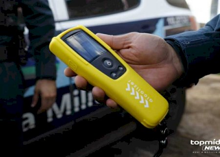 Condutor bêbado provoca acidente e tenta fugir em Campo Grande