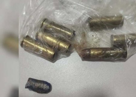 Mulher é chamada no portão de casa e baleada duas vezes em Rio Brilhante